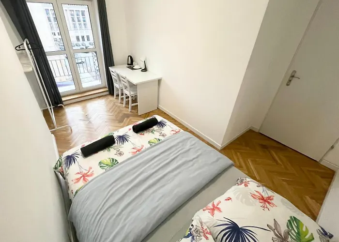Fantastic Waw - W8 Room A