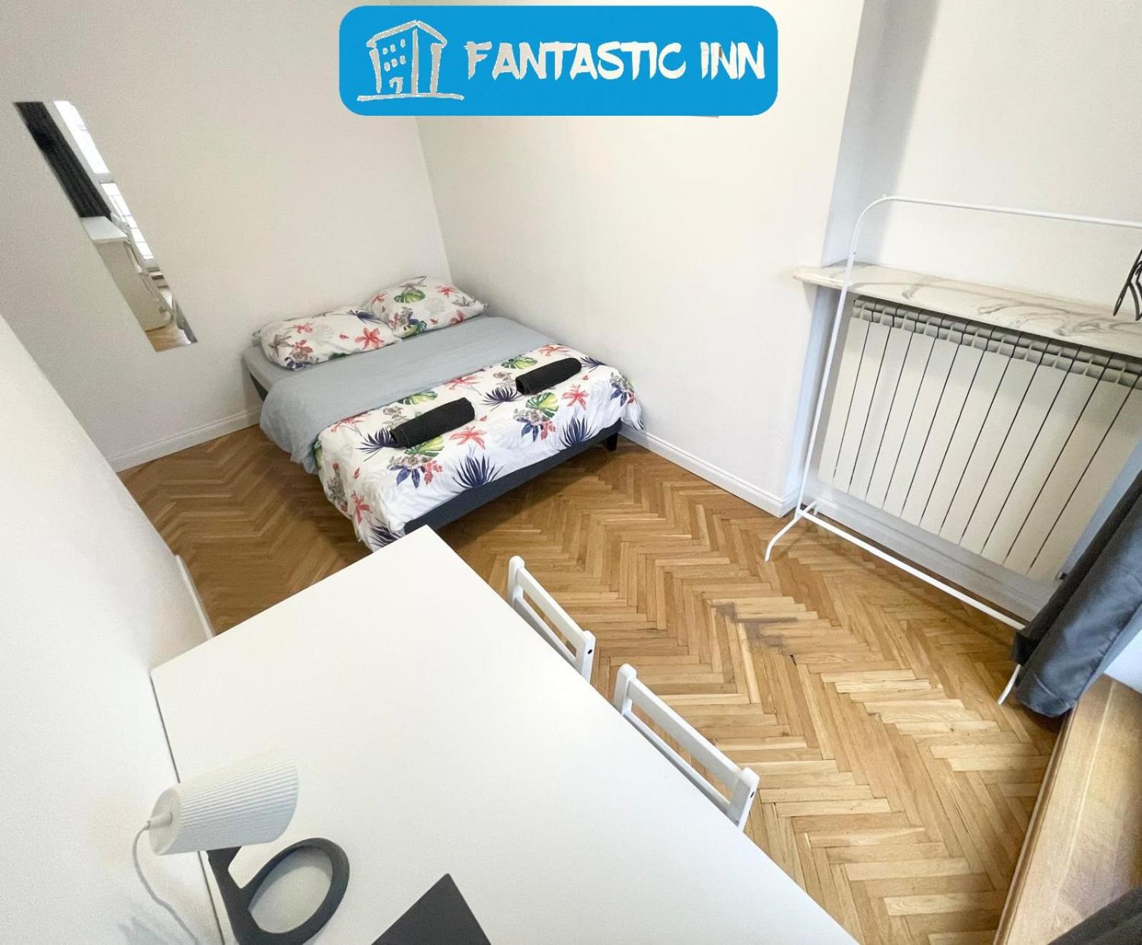 Apartment Fantastic Waw - W8 A *